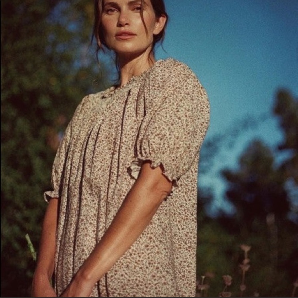 ISO XS Doen odessa dress. This color or blue!